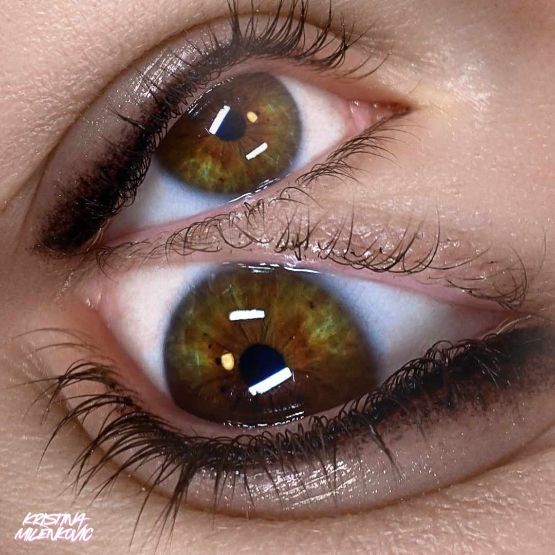 Training einer präzisen Linienführung für Eyeliner Permanent Make-up