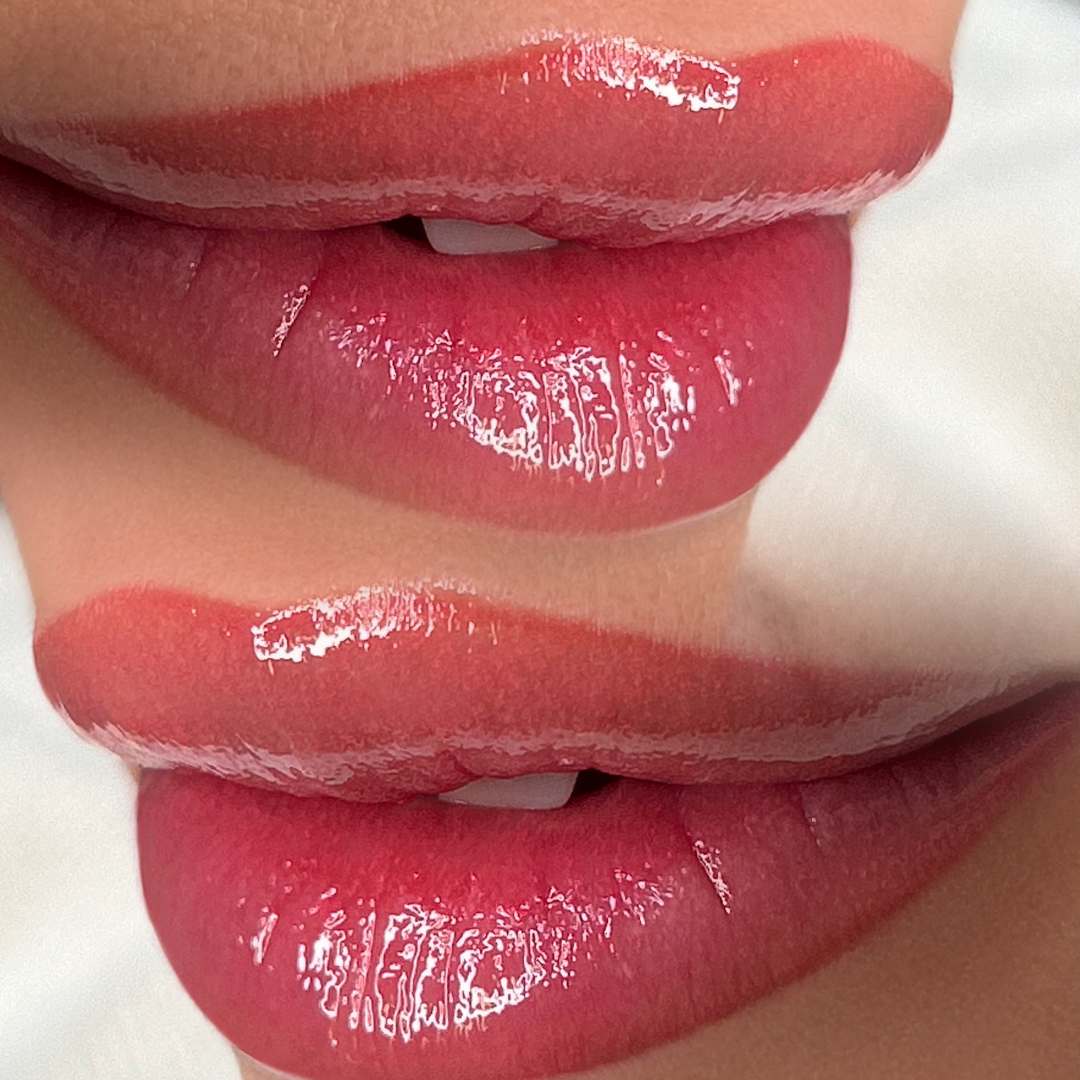 Natürliche Ergebnisse für einen frischen Look mit Permanent Make up