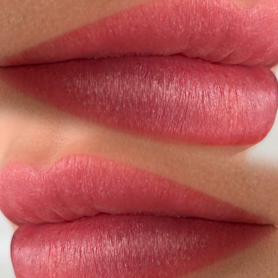 Permanent Make-Up Lippen Behandlung inkl. Nachstechen (4-8 Wochen)